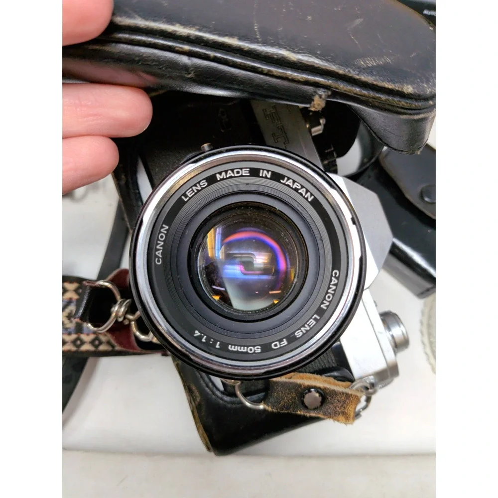 Canon FTb Film Camera FD 50mm F/1.4 Carrying case, filters, manual, lens strap